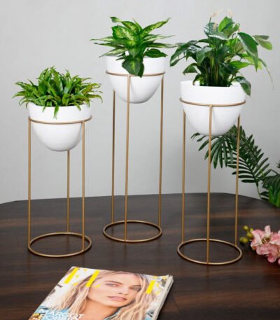 Casa Houm Ovate Tall Planters Set Of 3 – White with Gold Stand